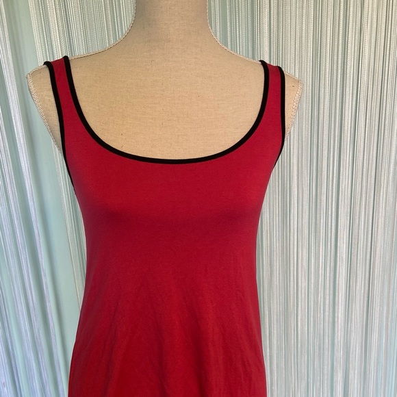 Victorias Secret pink and black loose fit comfortable tank top - Picture 2 of 12